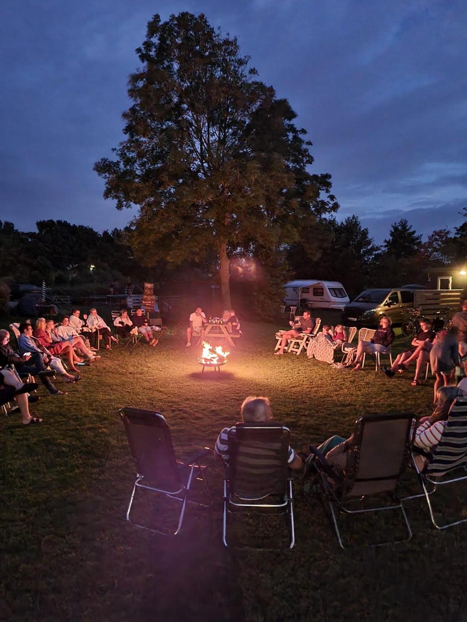 Camping De Tulpenweide Breezand エクステリア 写真